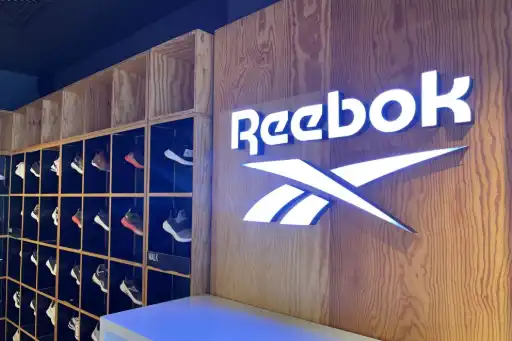 reebok signage thunder & neon dubai